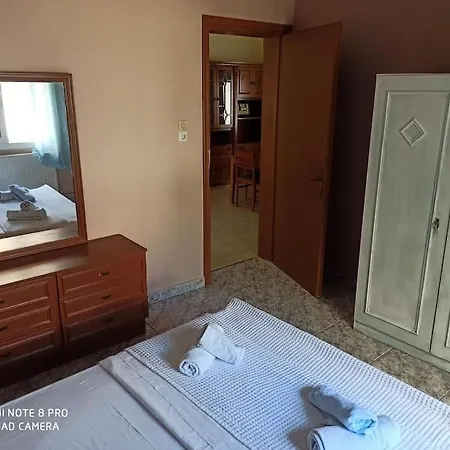 Big Family House Holiday home Nea Peramos (Macedonia)